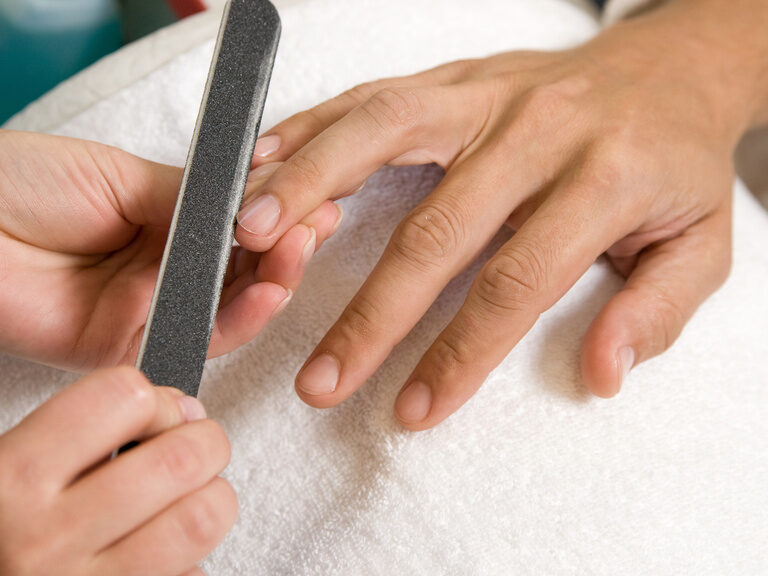 Maniküre für den Mann